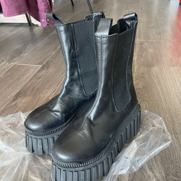 ASOS DESIGN Arlo premium leather chunky chelsea boots in black - Picture 3 of 6